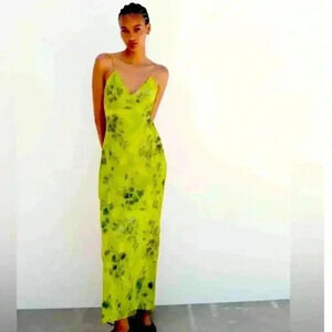 Zara Women’s Floral Vibrant Green Maxi Dress size Large